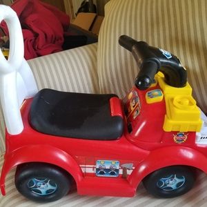 Toddler riding toy